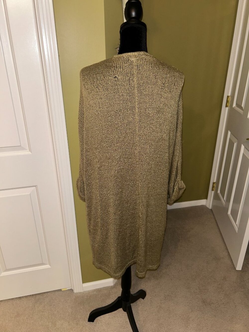 Cardigan - Picture 2 of 3